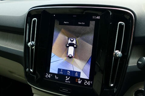 Volvo XC40 2.0 XC40 Inscription Pro T4 AWD Auto 4WD 5dr 34