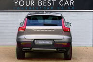 Volvo XC40 2.0 XC40 Inscription Pro T4 AWD Auto 4WD 5dr 33