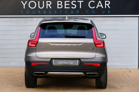 Volvo XC40 2.0 XC40 Inscription Pro T4 AWD Auto 4WD 5dr 33