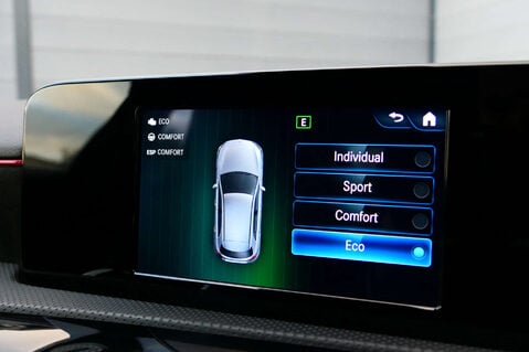 Mercedes-Benz A Class 1.3 A 200 AMG Line Auto 5dr 34