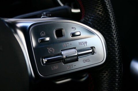 Mercedes-Benz A Class 1.3 A 200 AMG Line Auto 5dr 38