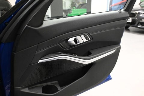 BMW 3 Series 2.0 320I M Sport Auto 4dr 37