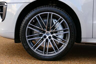 Porsche Macan 2.9 Macan T Semi-Auto 4WD 5dr 9