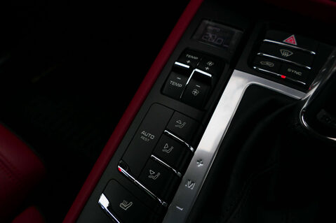 Porsche Macan 2.9 Macan T Semi-Auto 4WD 5dr 34