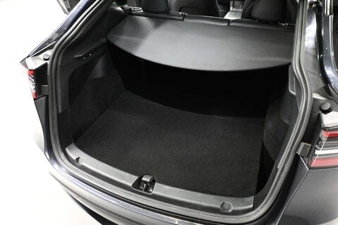 Tesla Model Y Model Y Long Range AWD 4WD 5dr 23