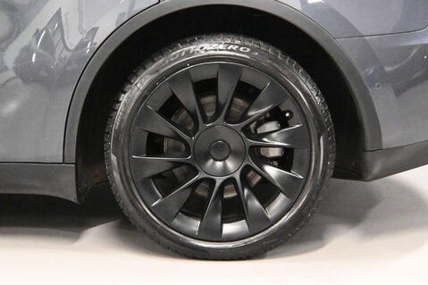 Tesla Model Y Model Y Long Range AWD 4WD 5dr 18