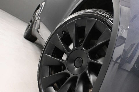Tesla Model Y Model Y Long Range AWD 4WD 5dr 51