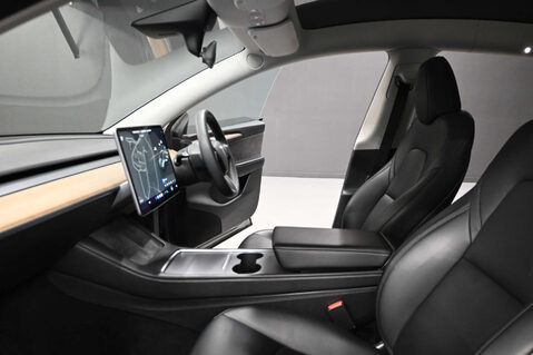 Tesla Model Y Model Y Long Range AWD 4WD 5dr 37