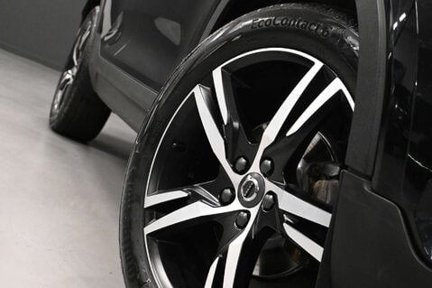 Volvo XC40 1.5 XC40 R-Design T3 Auto 5dr 11