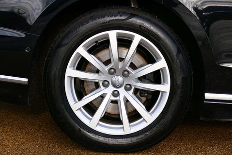 Audi A8 3.0 A8 50 TDI Quattro Auto 4WD 4dr 11