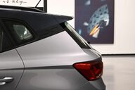 SEAT Arona 1.6 Arona SE Technology Luxury TDI 5dr 8