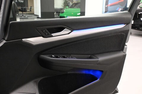 Volkswagen Golf 1.5 Golf Life TSi 5dr 33