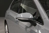 Volkswagen Golf 1.5 Golf Life TSi 5dr 32