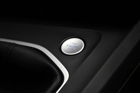 Volkswagen Golf 1.5 Golf Life TSi 5dr 55