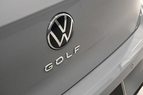 Volkswagen Golf 1.5 Golf Life TSi 5dr 42