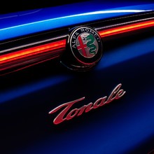 Alfa Romeo Tonale Plug-In Hybrid Q4 2