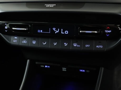 Hyundai i20 1.0T GDi 48V MHD Premium 5dr DCT Hatchback 21