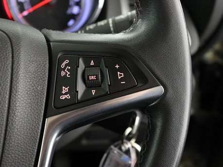 Vauxhall Astra ASTRA 5DR 2.0 CDTI ELITE AUTO 23