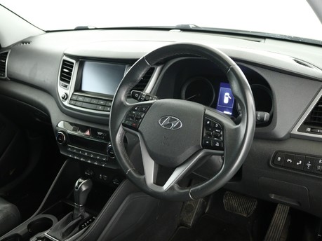 Hyundai TUCSON 1.7 CRDi Blue Drive Premium 5dr 2WD DCT Estate 16