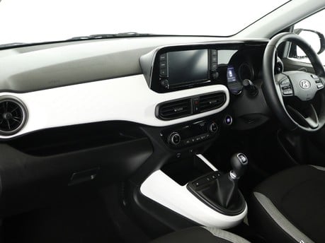 Hyundai i10 1.0 MPi Premium 5dr Hatchback 12