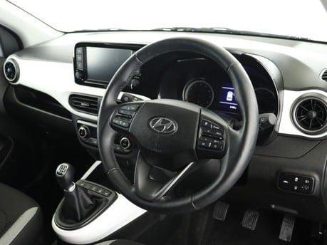 Hyundai i10 1.0 MPi Premium 5dr Hatchback 14