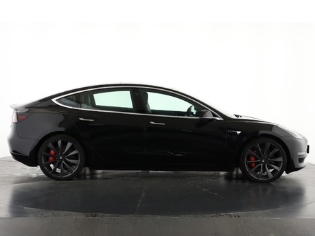 Tesla Model 3 PERFORMANCE AWD 4