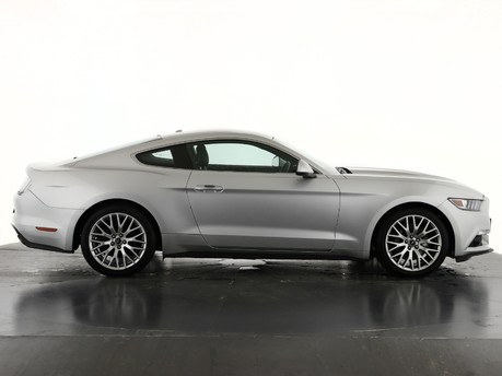 Ford Mustang ECOBOOST 4