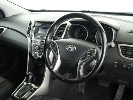 Hyundai i30 1.6 CRDi Active 5dr Auto Hatchback 14