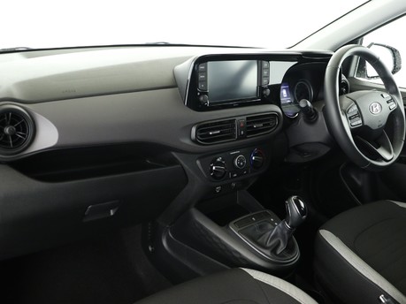 Hyundai i10 1.2 MPi SE Connect 5dr Auto Hatchback 12