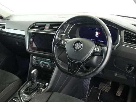 Volkswagen Tiguan SEL TSI BMT 4MOTION DSG 17