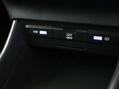 Hyundai i20 1.0T GDi 48V MHD SE Connect 5dr DCT Hatchback 22