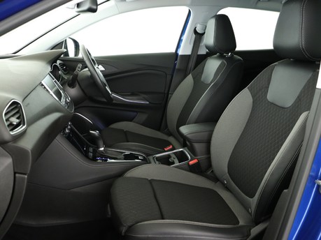 Vauxhall Grandland X 1.2T SRi Nav 5dr Auto Hatchback 10
