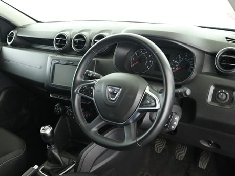 Dacia Duster 1.0 TCe 100 Comfort 5dr Estate 13