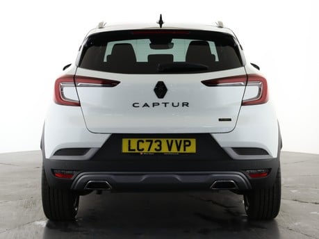Renault Captur 1.6 E-Tech full hybrid 145 Engineered 5dr Auto Hatchback 2