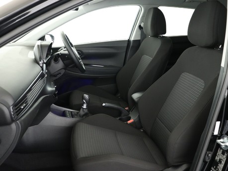Hyundai i20 1.0T GDi 48V MHD Premium 5dr Hatchback 11