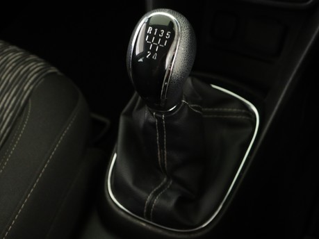 Vauxhall Mokka 1.6i Tech Line 5dr Hatchback 21