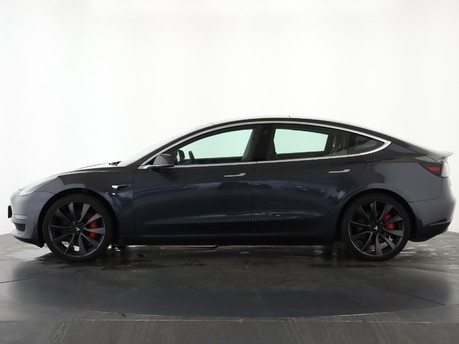 Tesla Model 3 PERFORMANCE AWD 7