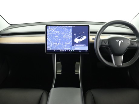 Tesla Model 3 STANDARD RANGE PLUS 17