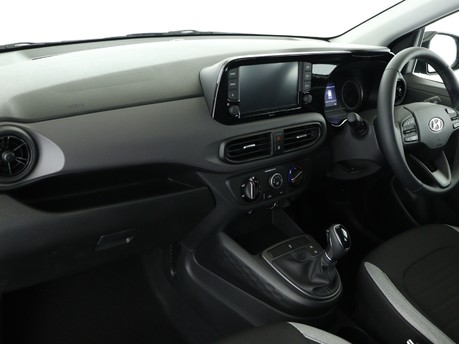 Hyundai i10 1.0 MPi SE Connect 5dr Auto Hatchback 12