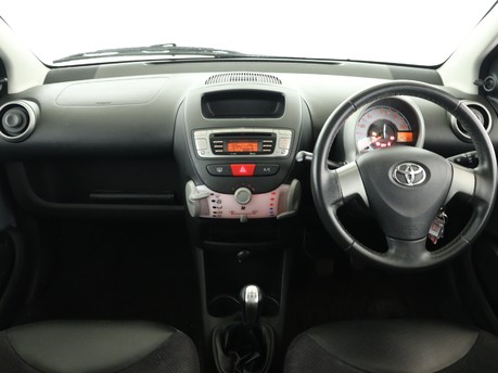 Toyota Aygo VVT-I ICE 14