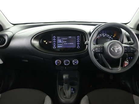 Toyota Aygo X VVT-I PURE 14