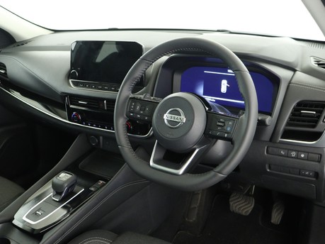 Nissan Qashqai 1.3 DiG-T MH 158 Premiere Edition 5dr Xtronic Hatchback 15