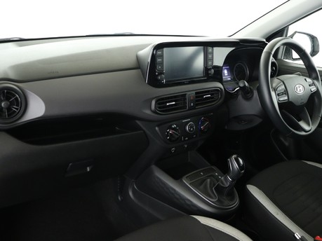 Hyundai i10 1.2 MPi SE Connect 5dr Auto Hatchback 12