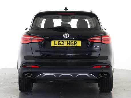 MG HS 1.5 T-GDI PHEV Excite 5dr Auto Hatchback 2
