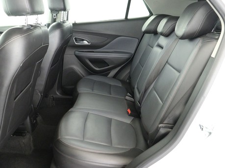 Vauxhall Mokka 1.6i SE 5dr Hatchback 9