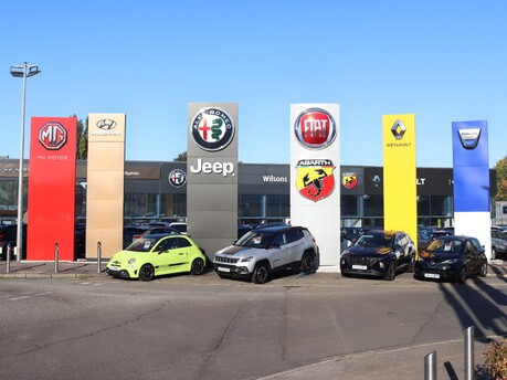 Abarth 500 500 114kW 42.2kWh 3dr Auto Hatchback 9