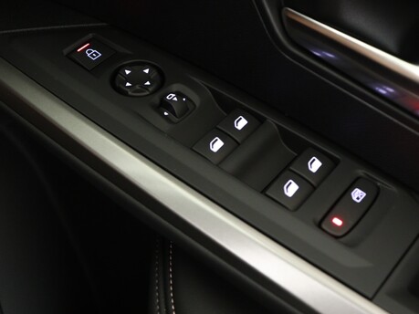 Peugeot 3008 3008 1.2 Hybrid 136 Allure 5dr e-DSC6 Estate 27