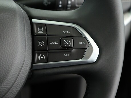 Jeep Compass 1.3 T4 GSE 4xe PHEV S Model 5dr Auto Station Wagon 26