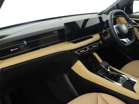 MG HS Hs 1.5 T-GDI Trophy 5dr DCT Hatchback 13