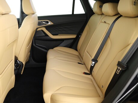 MG HS Hs 1.5 T-GDI Trophy 5dr DCT Hatchback 14